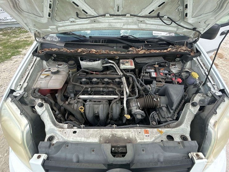 2011-ford-transit-connect-image-7