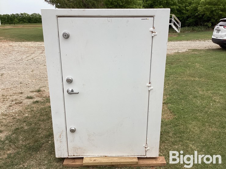 above-ground-storm-shelter-image-2
