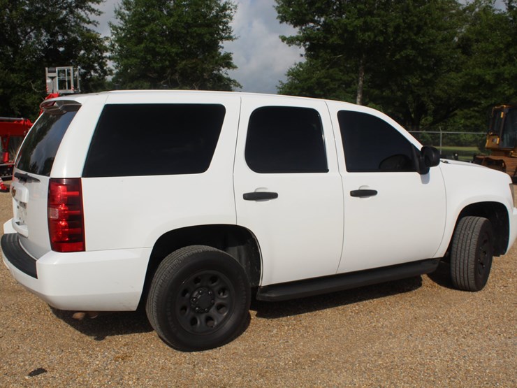2012-chevrolet-tahoe-image-6