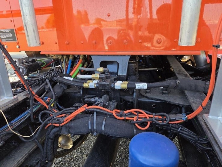 2026-kenworth-t800-image-51