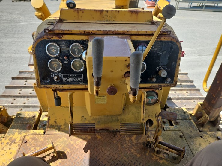 caterpillar-d5b-image-30