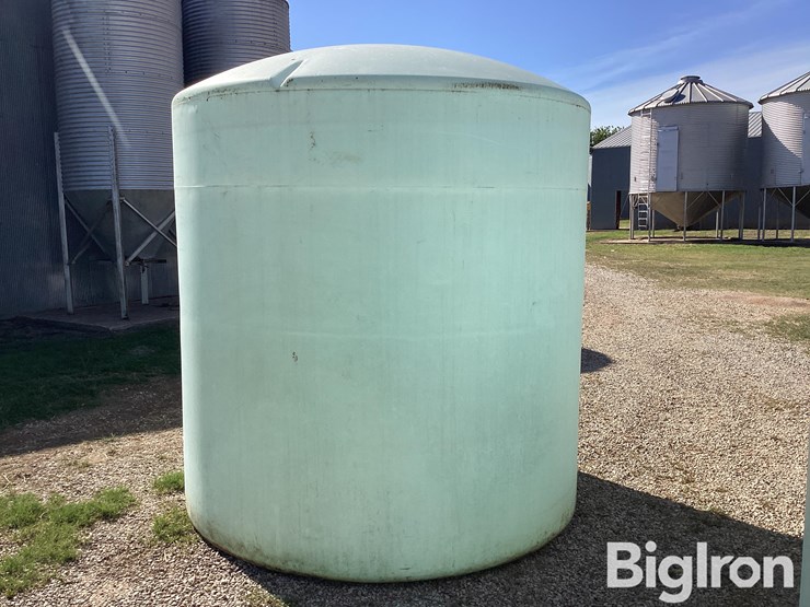 3,000-gal-storage-tank-image-7