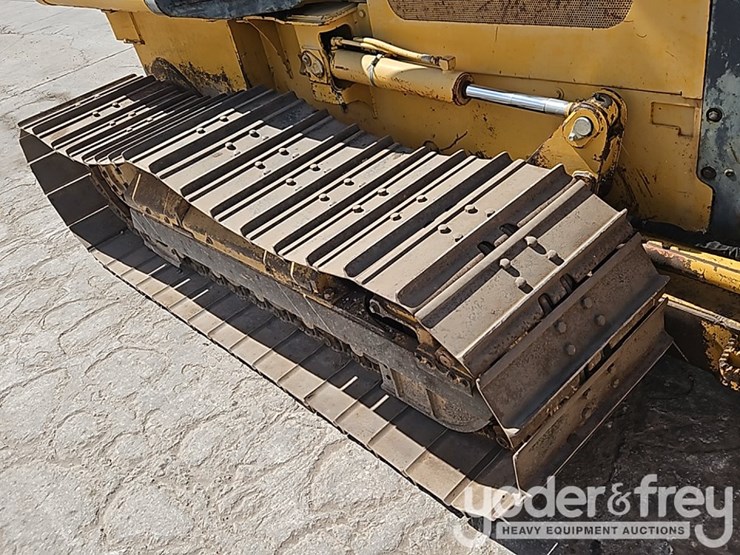 2006-deere-450j-lgp-image-13