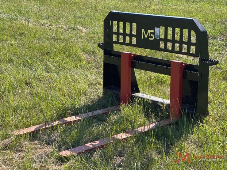 heavy-duty-m5-pallet-forks-image-4