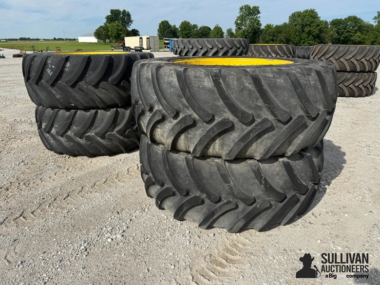 john-deere-12-image-5