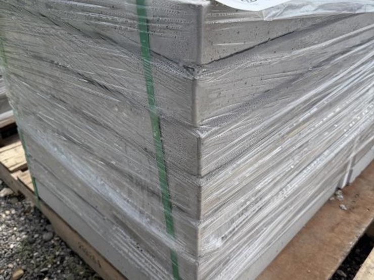 #159-•-textured-stone---light-gray---24"-x-24"-image-3