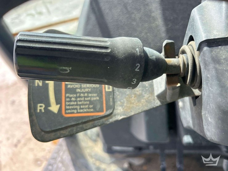 deere-410l-image-12