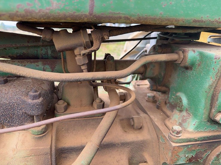 john-deere-b-image-22