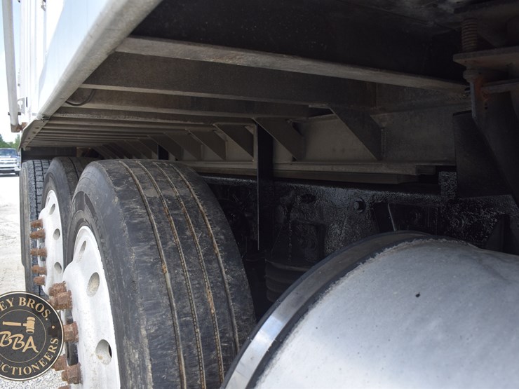 2007-kenworth-t800-image-24