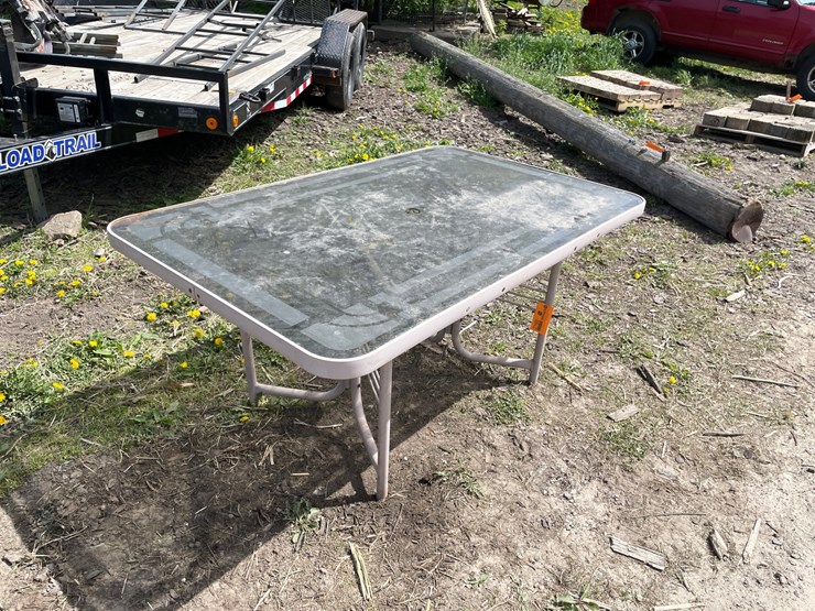 #2165-•-glass-top-patio-table-image-1
