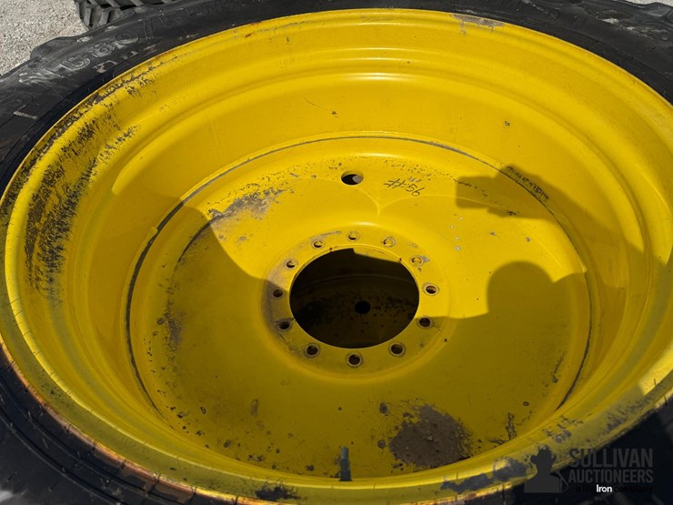 john-deere-12-image-14