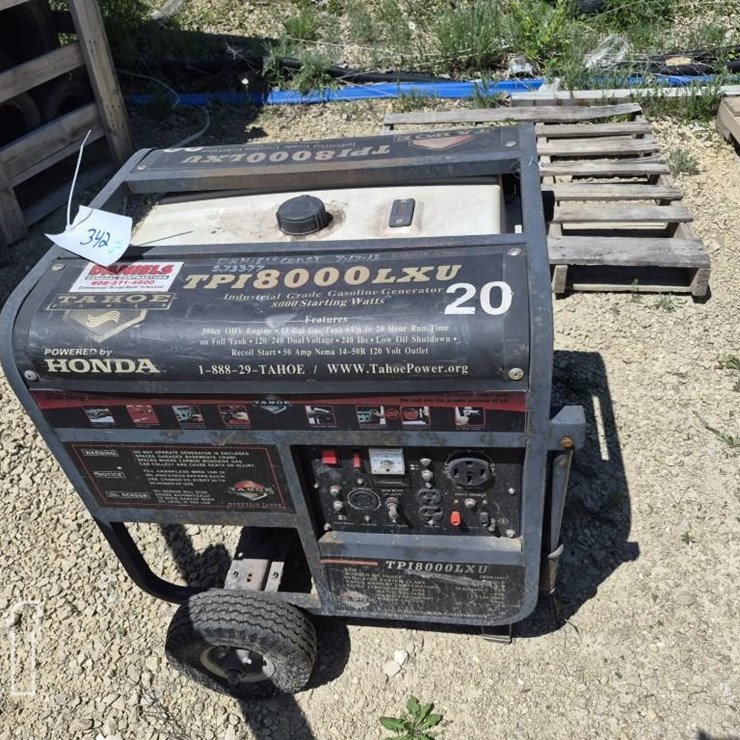 HONDA INDUSTRIAL GRADE GAS GENERATOR
