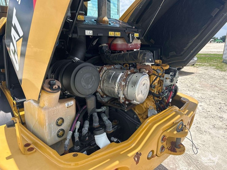 2018-caterpillar-908m-image-9