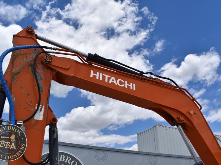 hitachi-zx85usb-5n-image-30