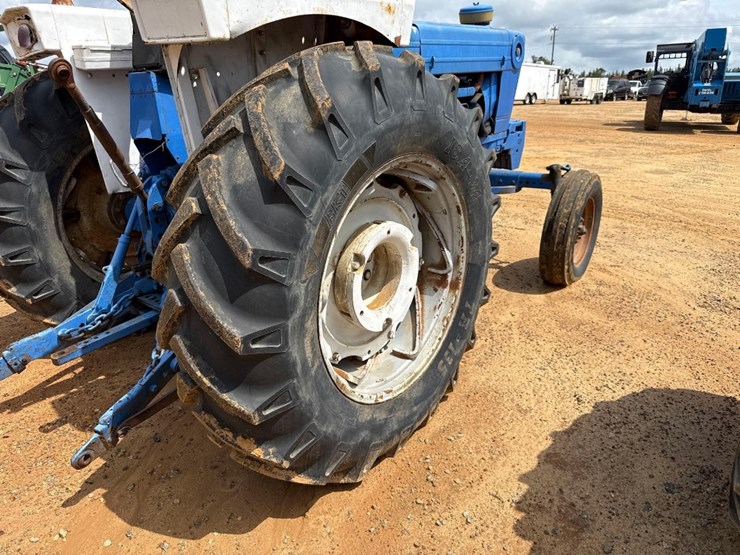 ford-7000-image-7