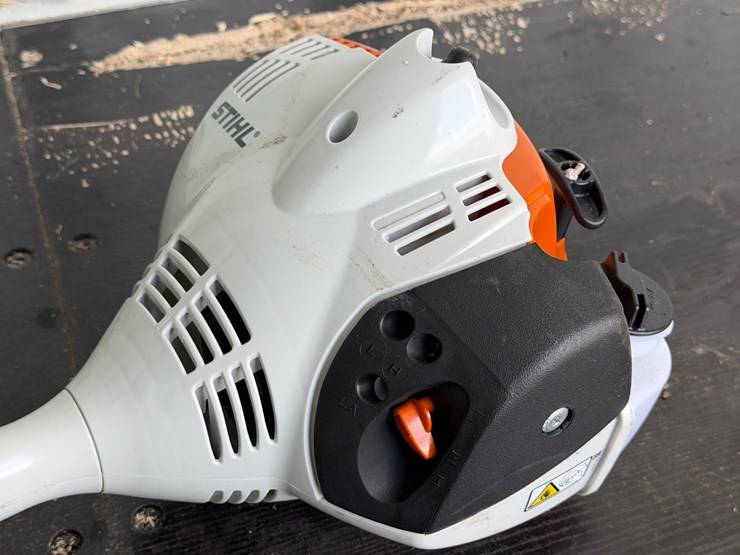 #6020-•-stihl-fs56rc-string-trimmer-image-5