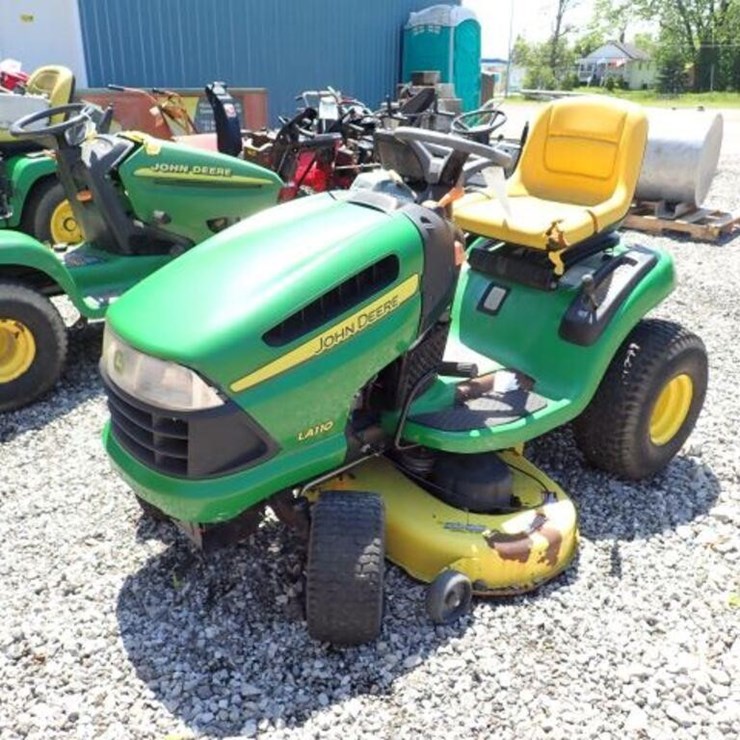 JOHN DEERE LA110