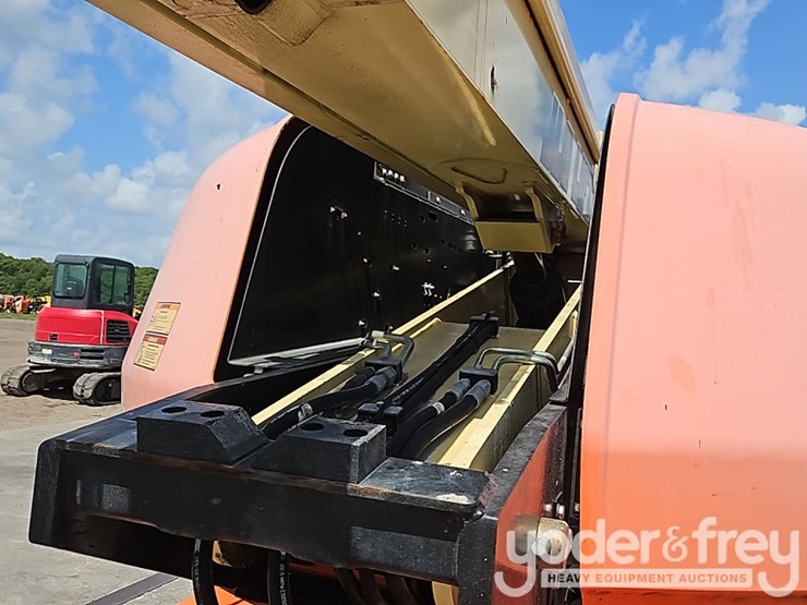 2018-jlg-660sj-image-16