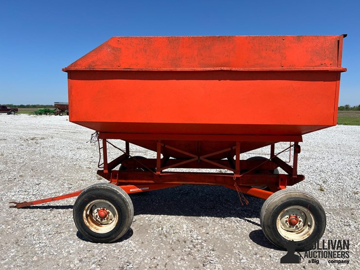 gravity-flow-wagon-image-8