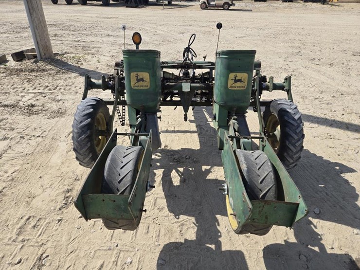 john-deere-1240-image-7