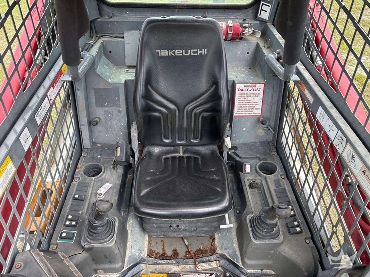 takeuchi-tl10v2-image-21