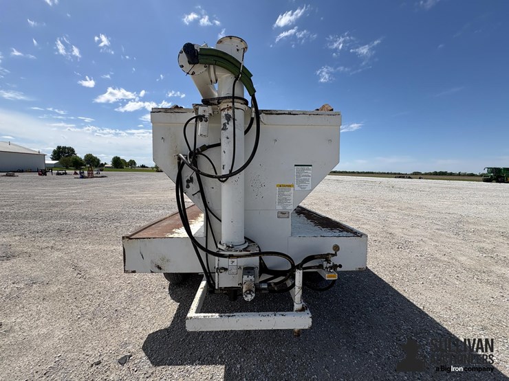 sudenga-2-compartment-feeder-wagon-image-6