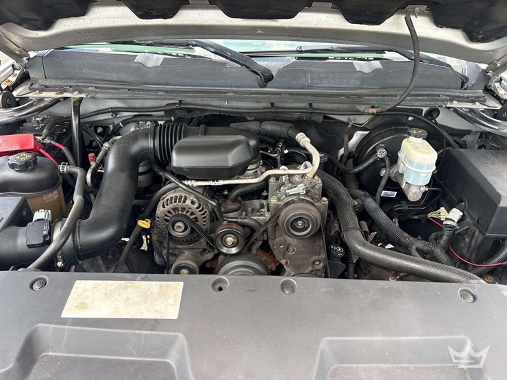2012-chevrolet-silverado-1500-image-21