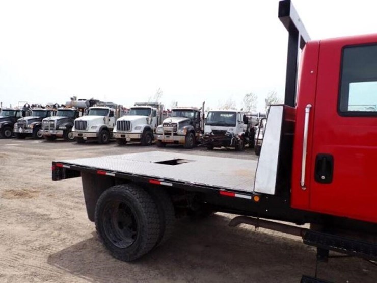 2005-international-durastar-4200-image-52