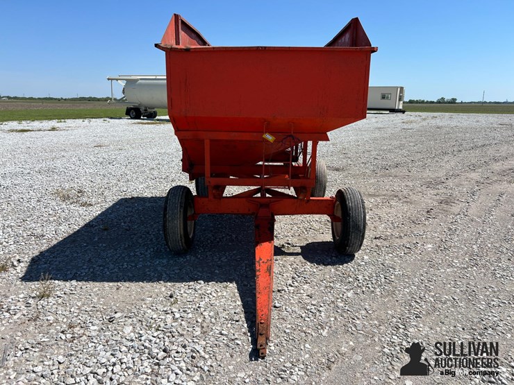 gravity-flow-wagon-image-2