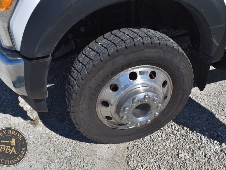 2017-ford-f550-xl-image-56