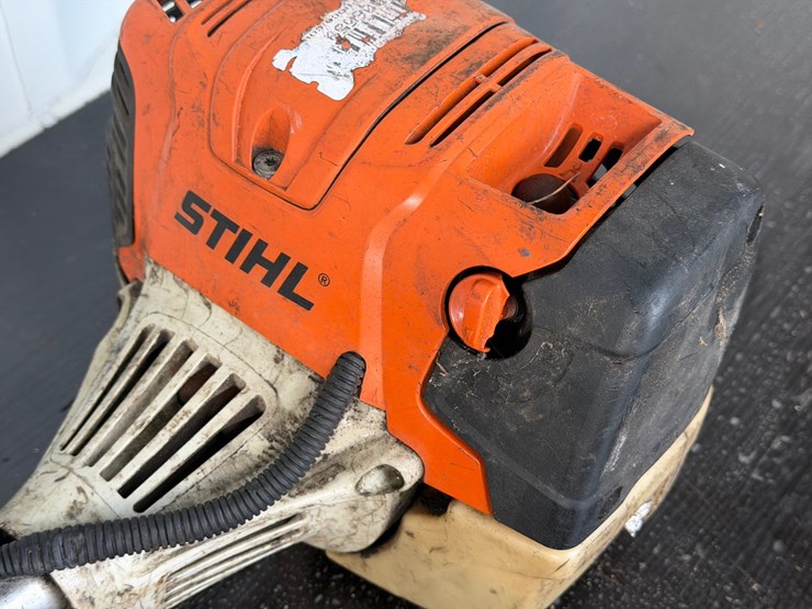 #6057-•-stihl-fs131r-string-trimmer-image-4