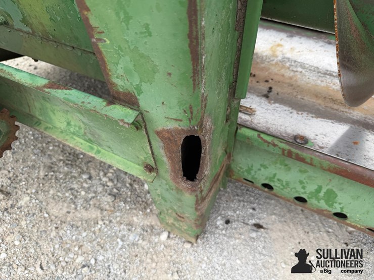 john-deere-444-image-19
