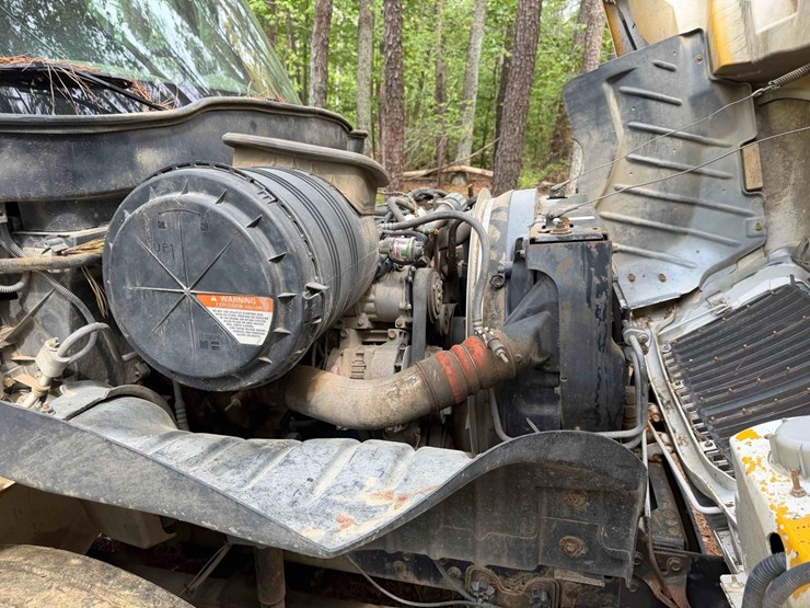 2007-international-durastar-4300-image-11