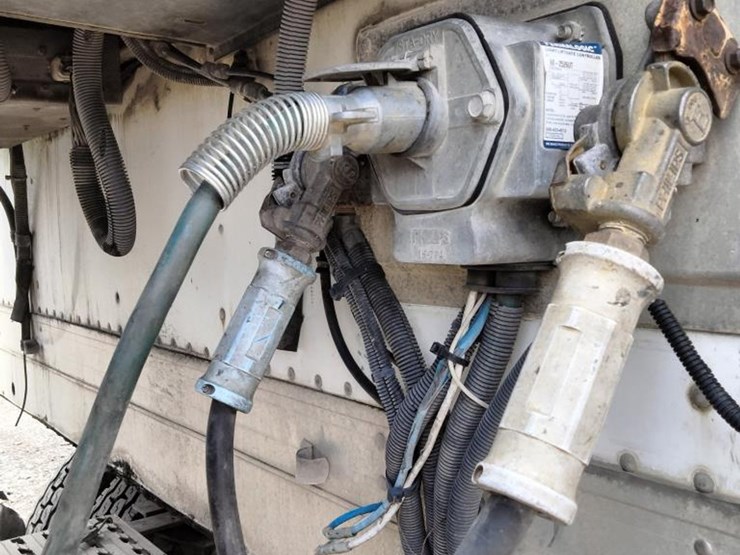 2010-utility-48'-reefer-image-3