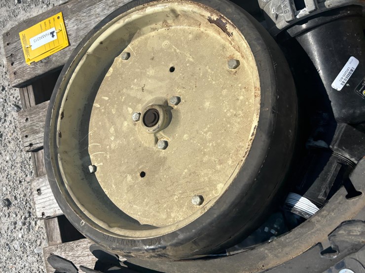 john-deere-608-image-2