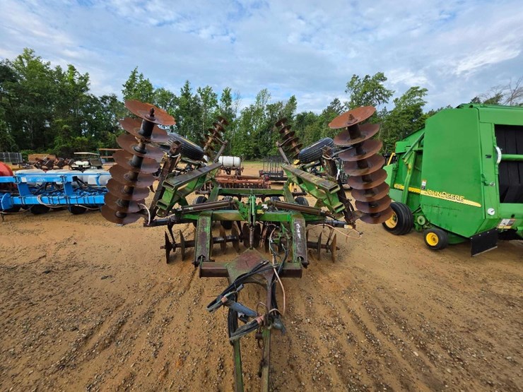 john-deere-630-image-6