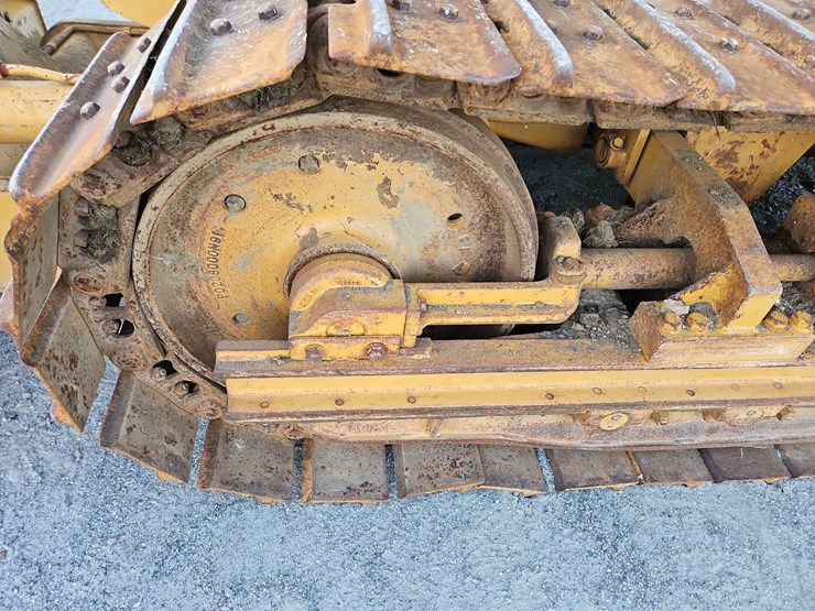 1985-dresser-td-8e-crawler-dozer-image-16