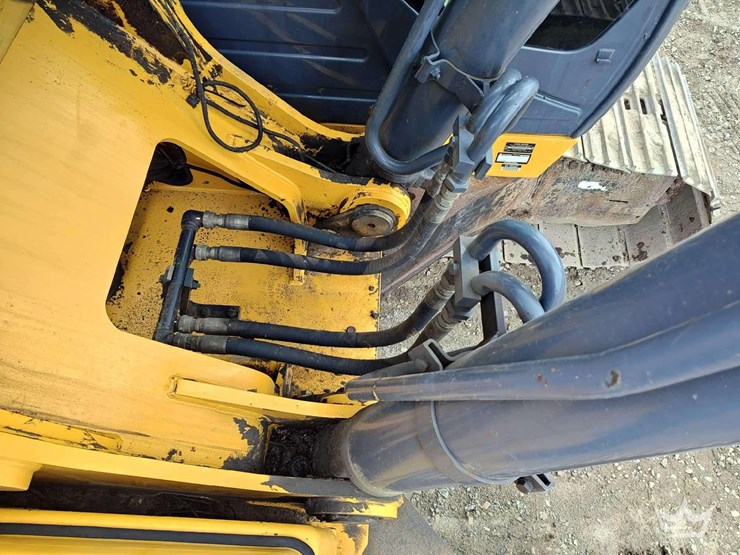 deere-350g-lc-image-33