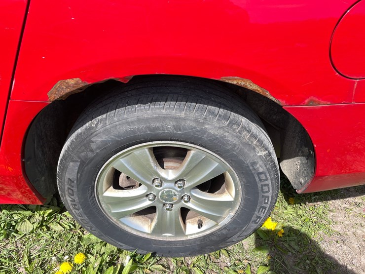 #2101-•-2013-chevy-impala-(has-wi-title)-image-8