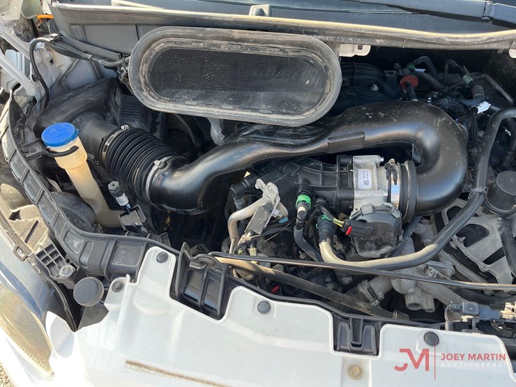 2020-ford-transit-image-14