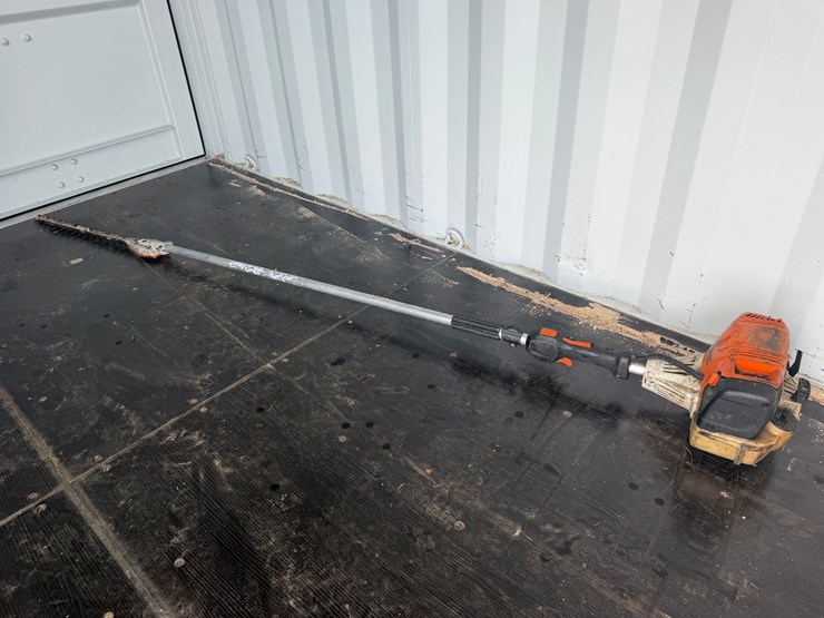 #6073-•-stihl-fs111rx-4'-hedge-trimmer-image-1