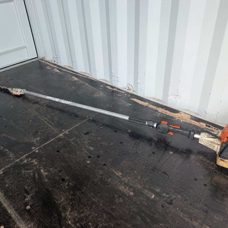 #6073 • STIHL FS111rx 4' Hedge Trimmer