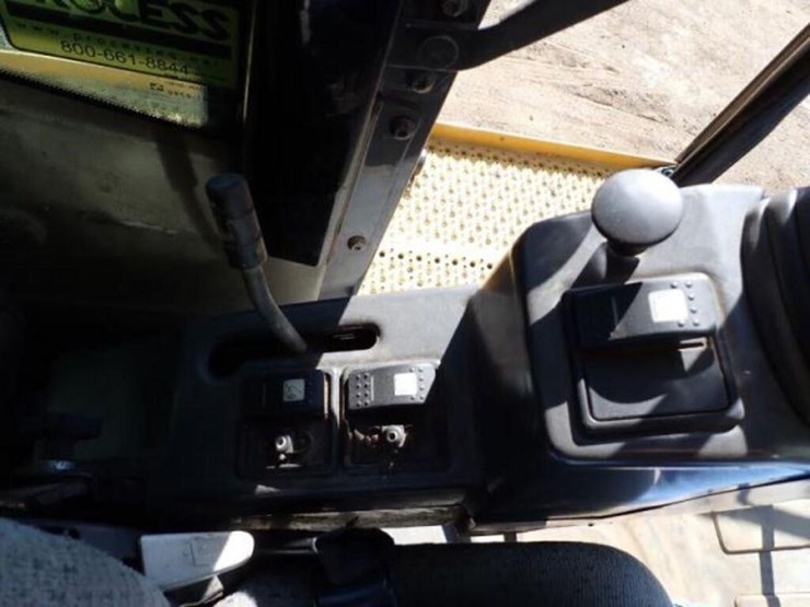 2008-caterpillar-m325d-mh-image-15