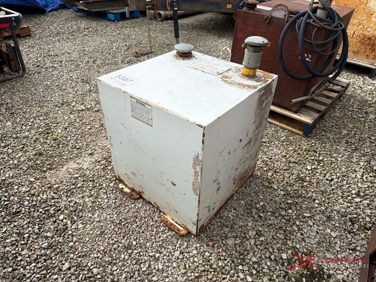 50-gall0n-aux.-fuel-tank-image-4