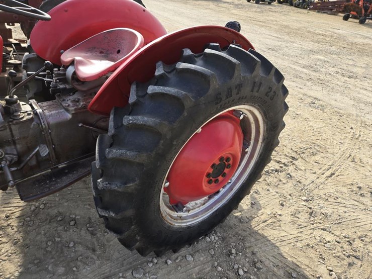 massey-ferguson-to35-image-6