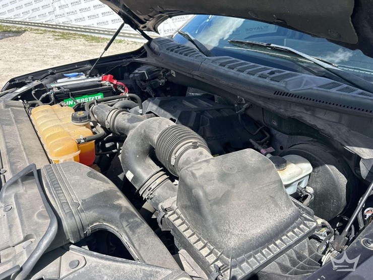 2016-ford-f150-image-9