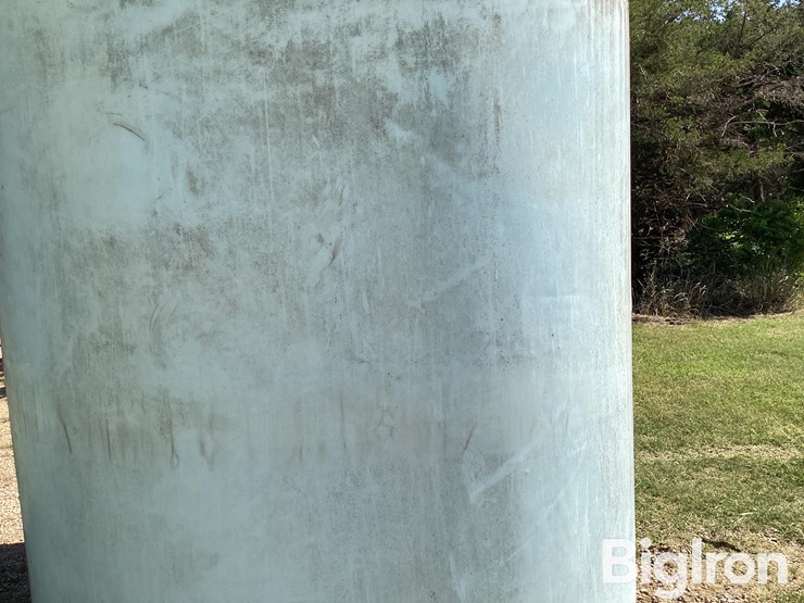 3,000-gal-storage-tank-image-13