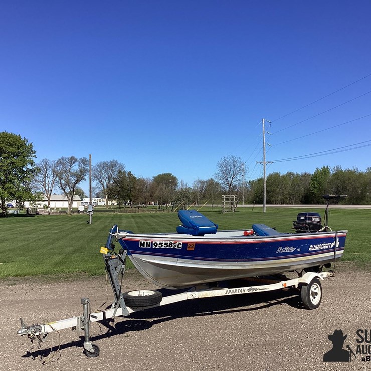 1993 Alumacraft 14' Backtroller Fishing Boat