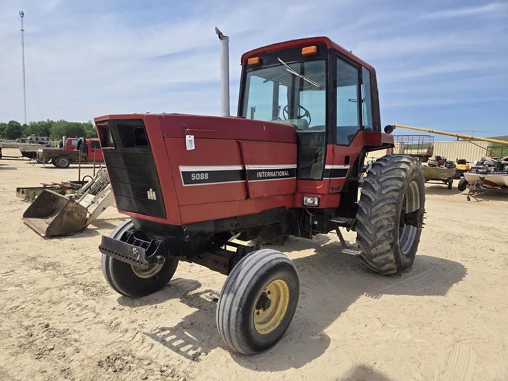 case-ih-5088-image-1