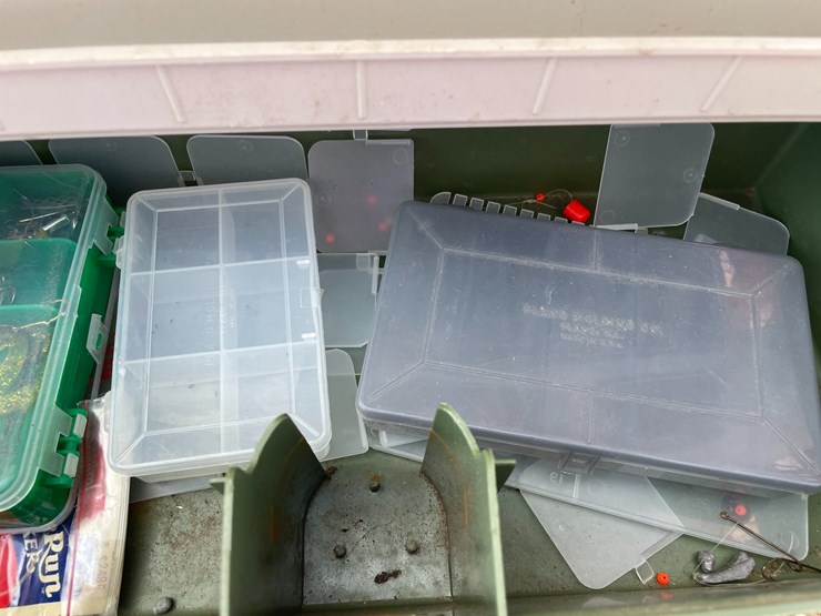 #2132-•-plano-tackle-box,-minnow-bucket,-and-oddspro-rubber-net-image-4